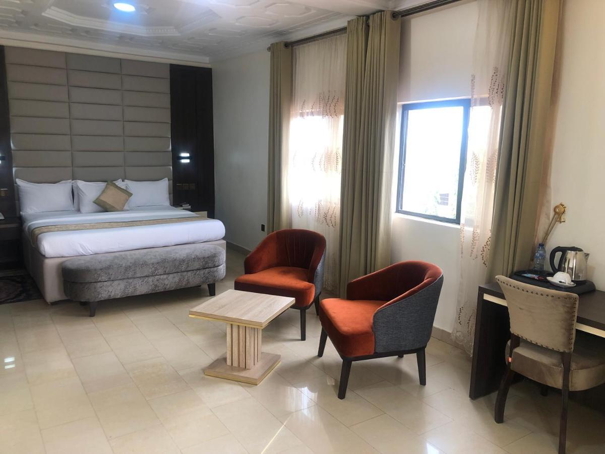Roban Hotels Limited Enugu Exterior foto